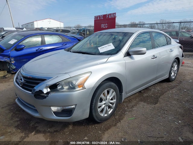 Nissan Altima 2.5 S 2014 1N4AL3AP4EC154487 Image 2