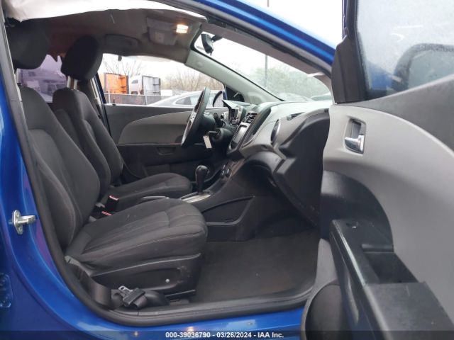 1G1JC5SG2G4148438 Chevrolet Sonic Lt Auto