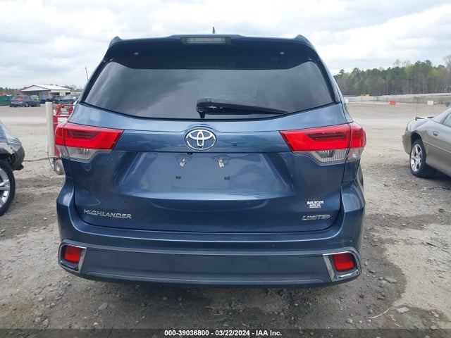Toyota Highlander Limited 2017 5TDYZRFHXHS202301 Image 17