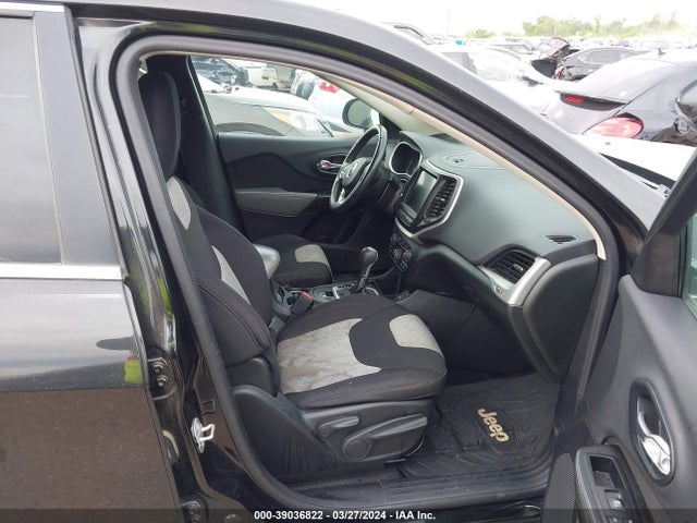 Jeep Cherokee Latitude 2014 1C4PJLCS1EW148477 Image 5