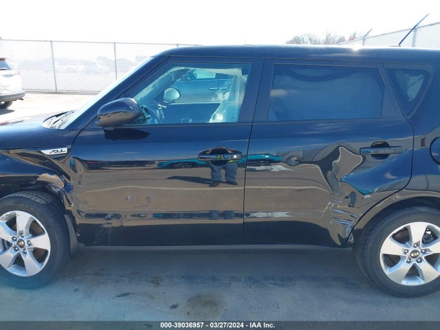 KIA Soul 2018 KNDJN2A22J7582645 Image 14