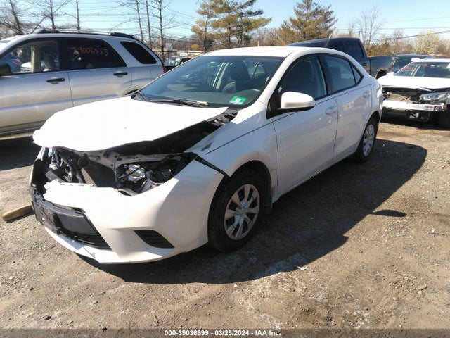 Toyota Corolla Le Eco 2014 5YFBPRHE0EP110844 Image 2