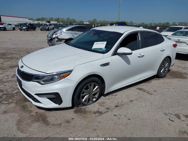 KIA Optima Lx 2019 5XXGT4L38KG316430 Image 2