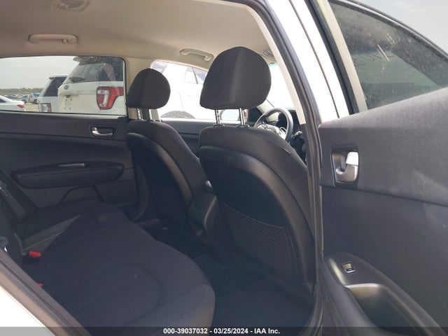 KIA Optima Lx 2019 5XXGT4L38KG316430 Image 8