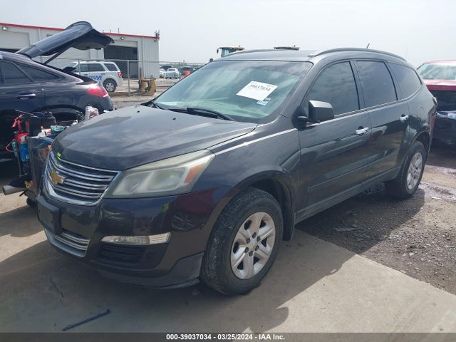 Chevrolet Traverse Ls 2014 1GNKRFKD8EJ227849 Image 2