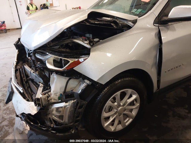 Chevrolet EQUINOX LT 2018 3GNAXSEV5JL373014 Image 17