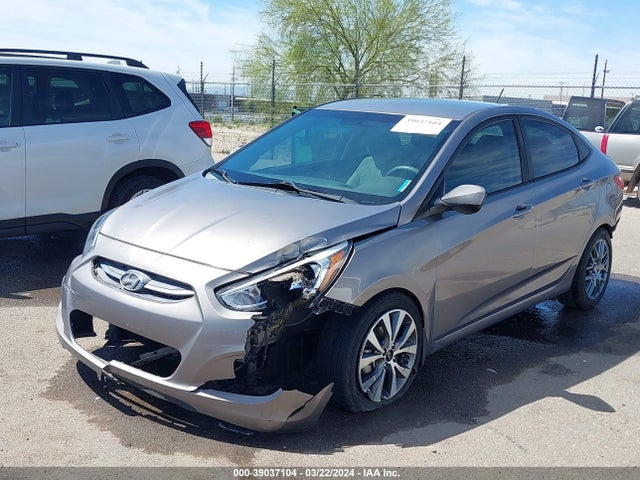 Hyundai Accent Value Edition 2017 KMHCT4AE9HU360129 Image 2