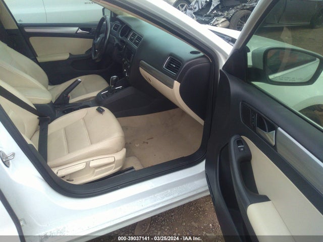 3VWD07AJ6FM309573 Volkswagen JETTA SE