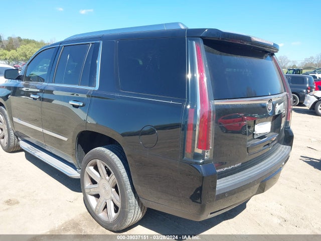 1GYS3BKJXFR215322 Cadillac Escalade Luxury