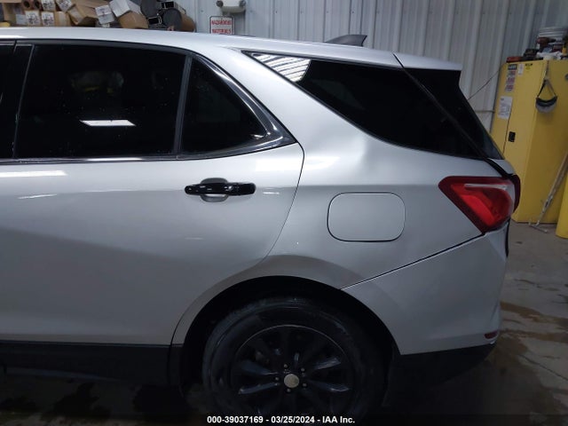 Chevrolet EQUINOX LT 2018 3GNAXSEV2JS517933 Image 17