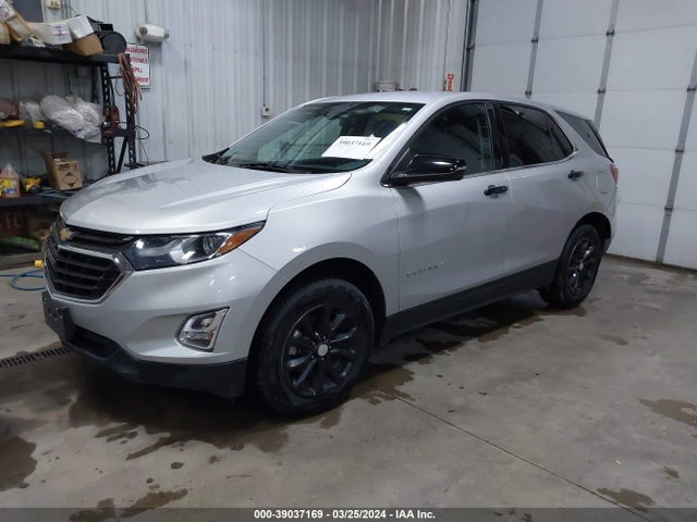 Chevrolet EQUINOX LT 2018 3GNAXSEV2JS517933 Image 2