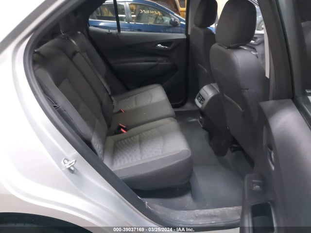 Chevrolet EQUINOX LT 2018 3GNAXSEV2JS517933 Image 8