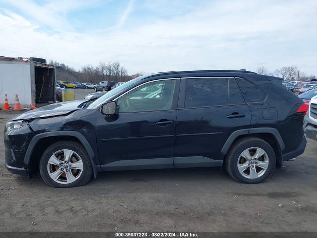 Toyota Rav4 Xle 2019 JTMP1RFV3KD030382 Image 14