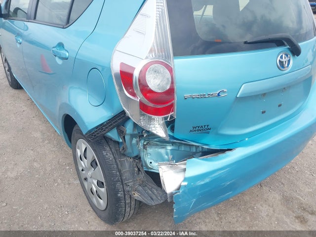 Toyota Prius C One 2014 JTDKDTB33E1064458 Image 6