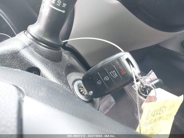 KIA Soul 2018 KNDJN2A21J7588808 Image 11