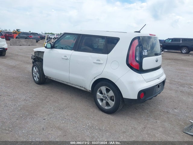 KIA Soul 2018 KNDJN2A21J7588808 Image 3