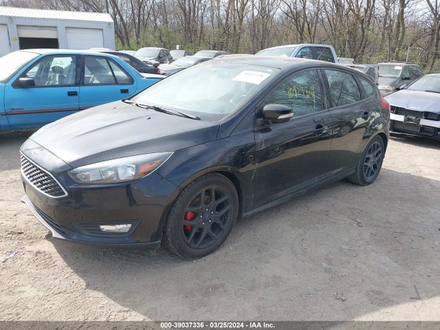 Ford FOCUS SE 2016 1FADP3K26GL358859 Image 2