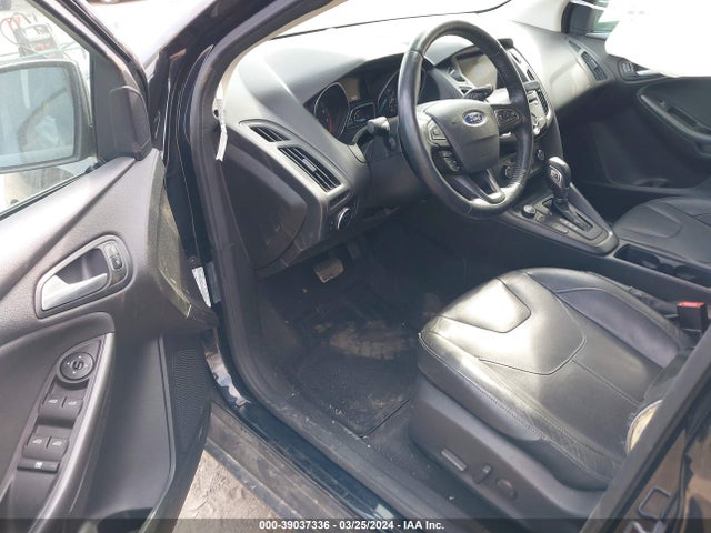 Ford FOCUS SE 2016 1FADP3K26GL358859 Image 5