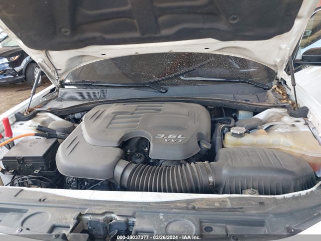 2019 CHRYSLER 300 2C3CCAAG5KH560105 Photo 9
