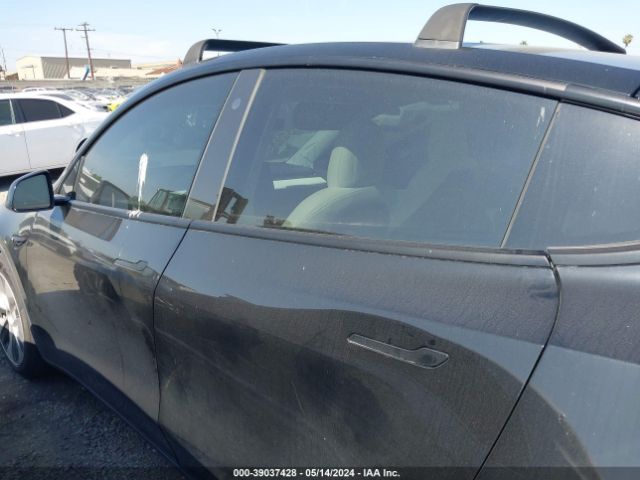 5YJYGDEE7MF224609 Tesla Model Y Long Range Dual Motor All-wheel Drive
