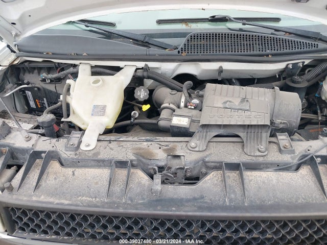 1GBWGRFAXE1143845 Chevrolet Express 2500 Lt