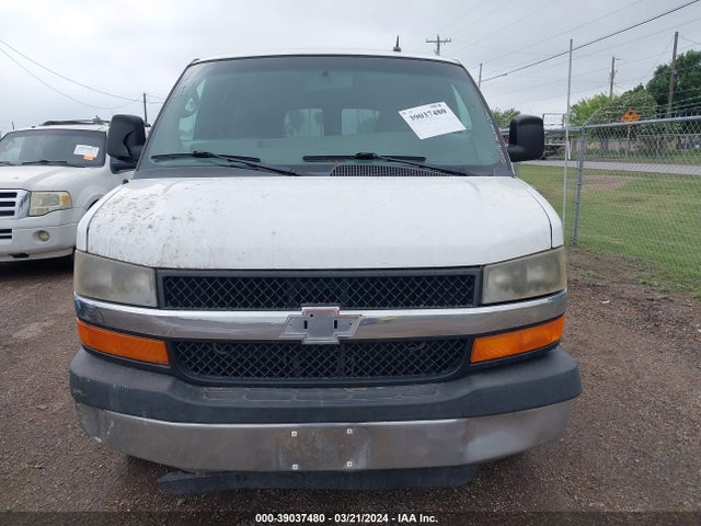 1GBWGRFAXE1143845 Chevrolet Express 2500 Lt