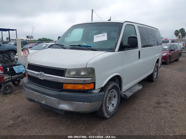 1GBWGRFAXE1143845 Chevrolet Express 2500 Lt