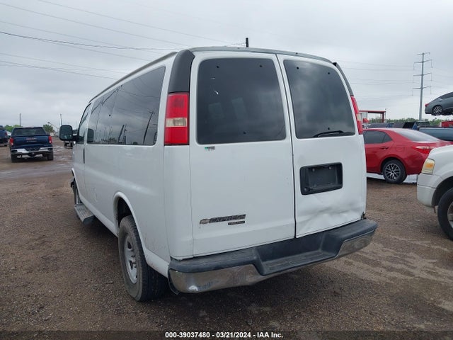 1GBWGRFAXE1143845 Chevrolet Express 2500 Lt