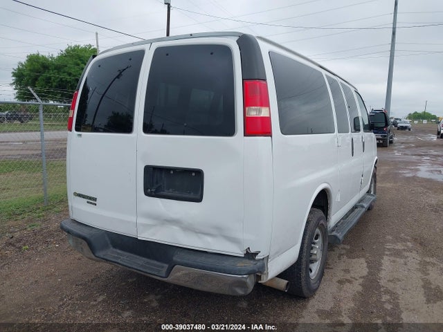 1GBWGRFAXE1143845 Chevrolet Express 2500 Lt