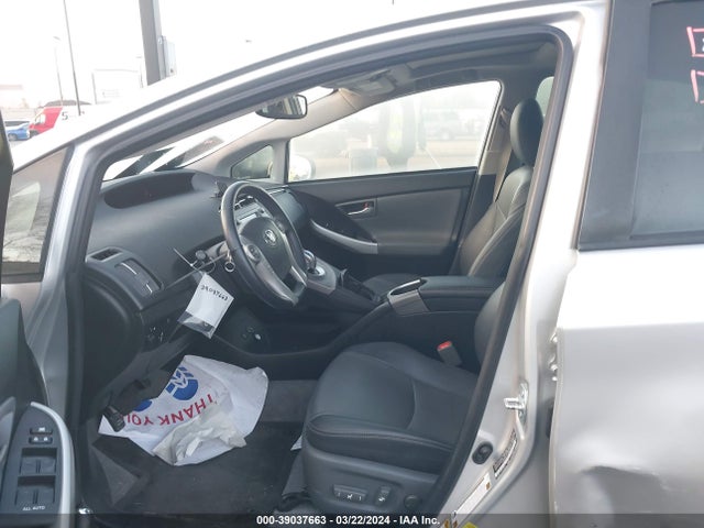 Toyota Prius Four 2015 JTDKN3DU2F2004444 Image 5