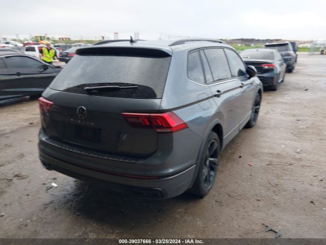 3VVCB7AX0PM062826 Volkswagen Tiguan Se R-line Black