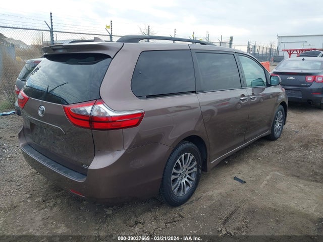 Toyota SIENNA XLE 2020 5TDYZ3DCXLS034379 Image 4