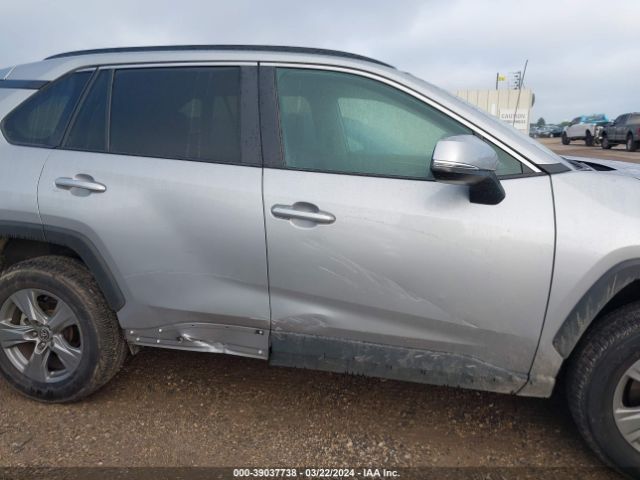 2T3W1RFV8NW192687 Toyota Rav4 Xle/xle Premium