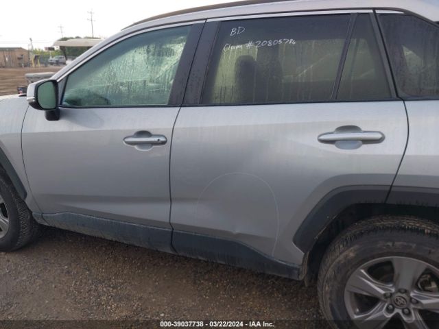 2T3W1RFV8NW192687 Toyota Rav4 Xle/xle Premium