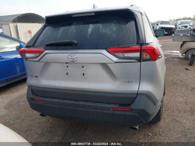 2T3W1RFV8NW192687 Toyota Rav4 Xle/xle Premium