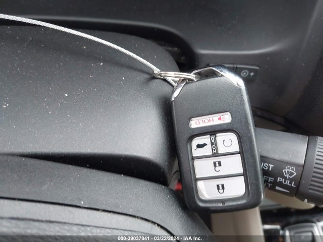 Honda Pilot Touring 2017 5FNYF6H97HB043786 Image 11