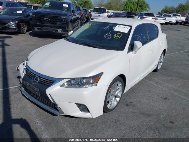 Lexus CT 200H 2016 JTHKD5BH3G2278529 Image 2