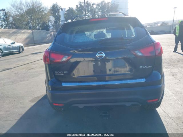 JN1BJ1CR7JW280779 Nissan Rogue Sport Sv