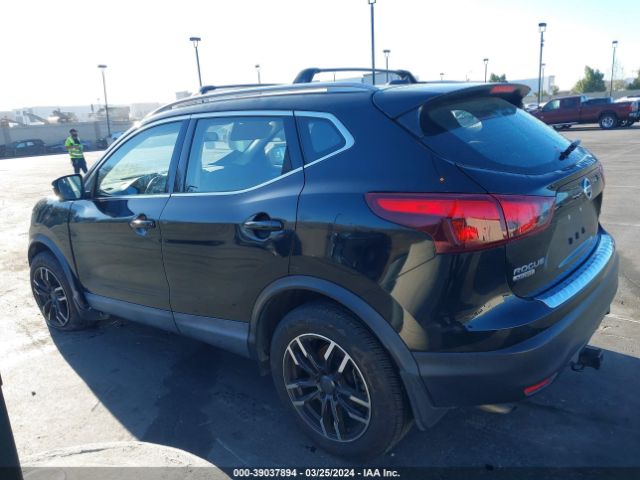 JN1BJ1CR7JW280779 Nissan Rogue Sport Sv