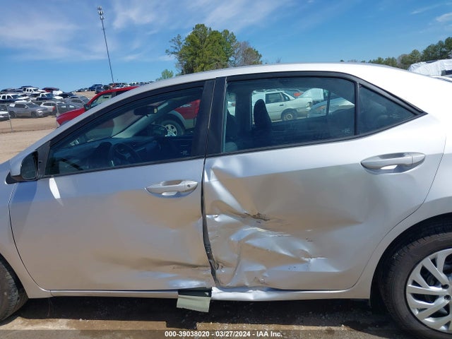 Toyota COROLLA LE 2019 5YFBURHE9KP902592 Image 14