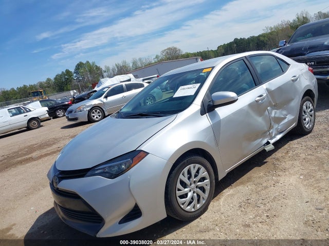 Toyota COROLLA LE 2019 5YFBURHE9KP902592 Image 2