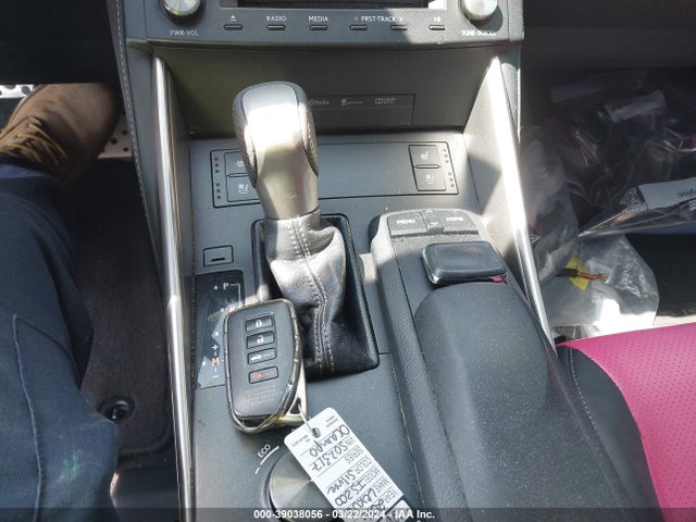 JTHBA1D22G5020317 Lexus IS 200T