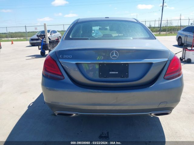 55SWF8DB6KU299662 Mercedes-Benz C 300