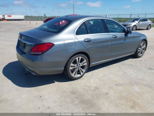 55SWF8DB6KU299662 Mercedes-Benz C 300