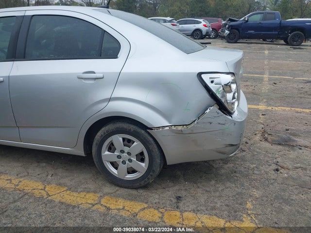 Chevrolet Sonic Ls Auto 2014 1G1JA5SH5E4209485 Image 6