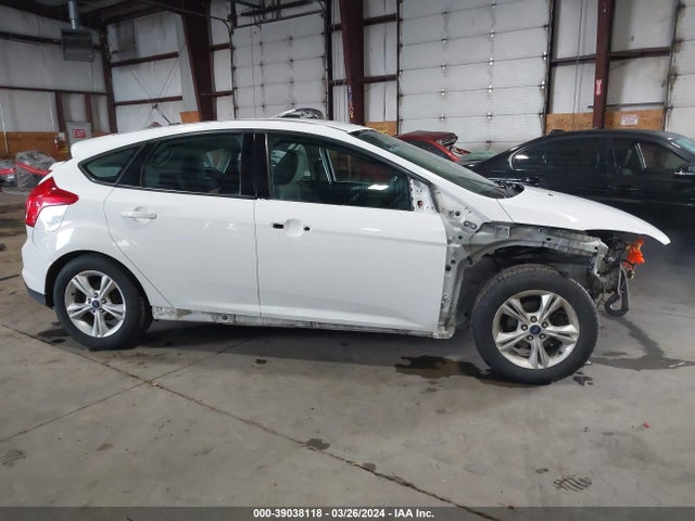 Ford FOCUS SE 2014 1FADP3K25EL463602 Image 14