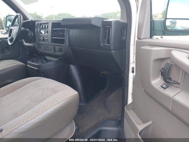 1GBWGRFF2F1286060 Chevrolet Express 2500 Lt