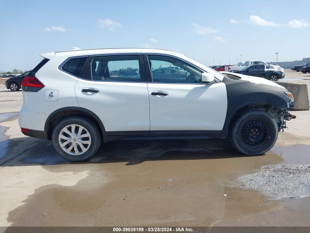 Nissan ROGUE S 2017 KNMAT2MV2HP548467 Image 13