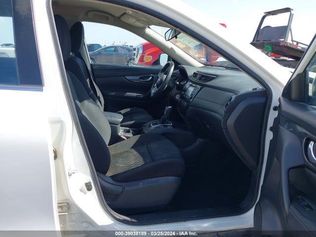 Nissan ROGUE S 2017 KNMAT2MV2HP548467 Image 5