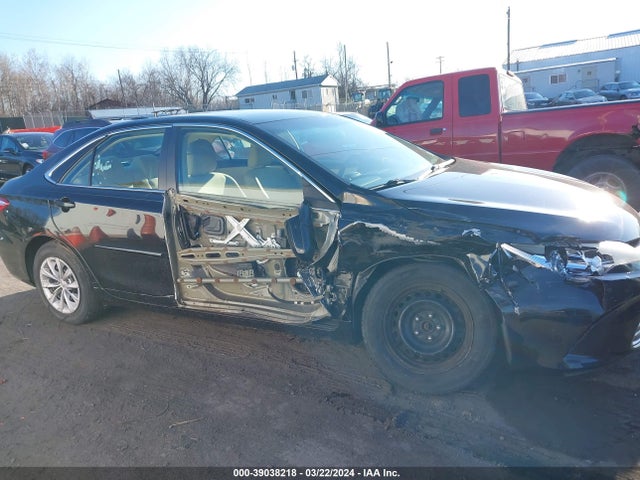 Toyota CAMRY LE 2016 4T4BF1FKXGR560683 Image 6
